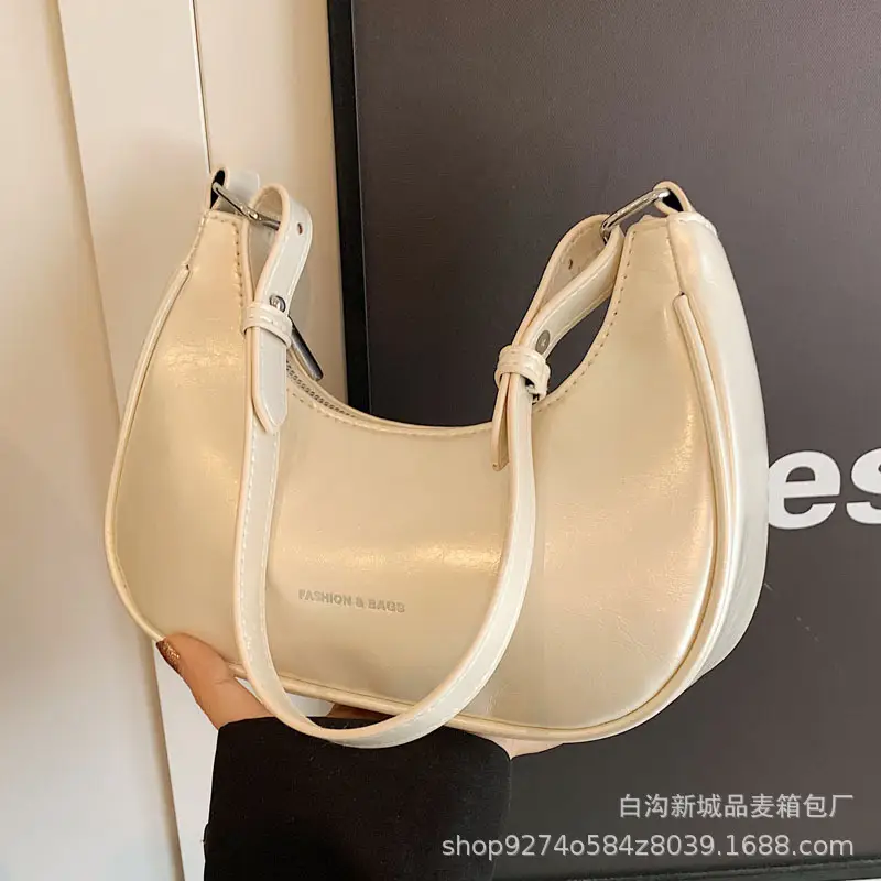 White French Niche Crossbody Bag for Women - Image 6