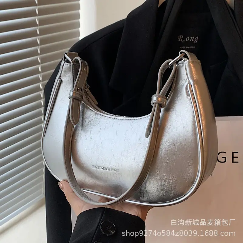 White French Niche Crossbody Bag for Women - Image 8