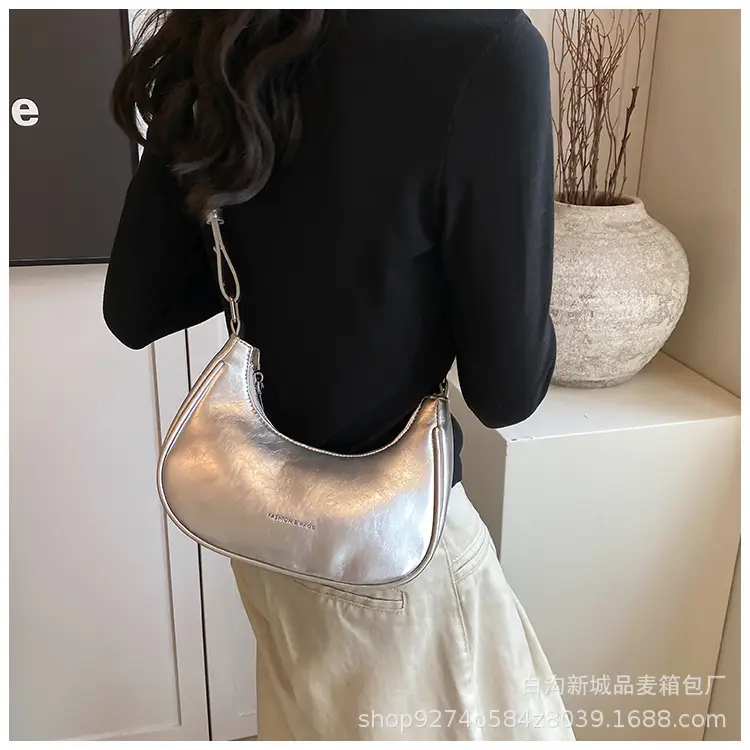 White French Niche Crossbody Bag for Women — feature 17