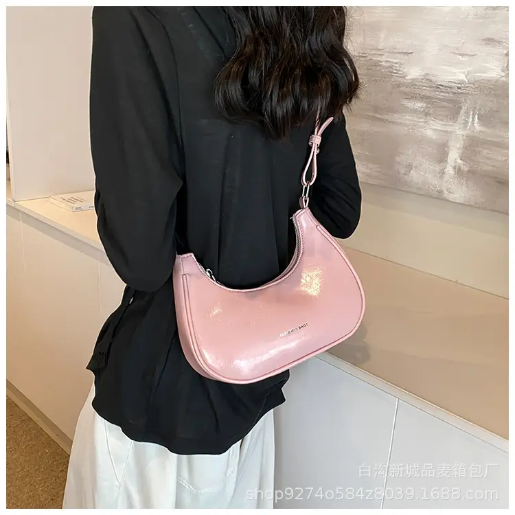 White French Niche Crossbody Bag for Women — feature 20