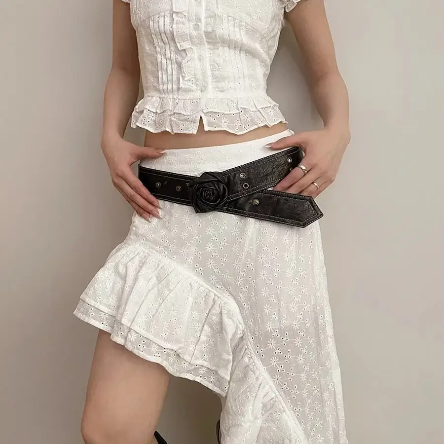 Women's Vintage Rose Belt with Rose Detail - Image 5