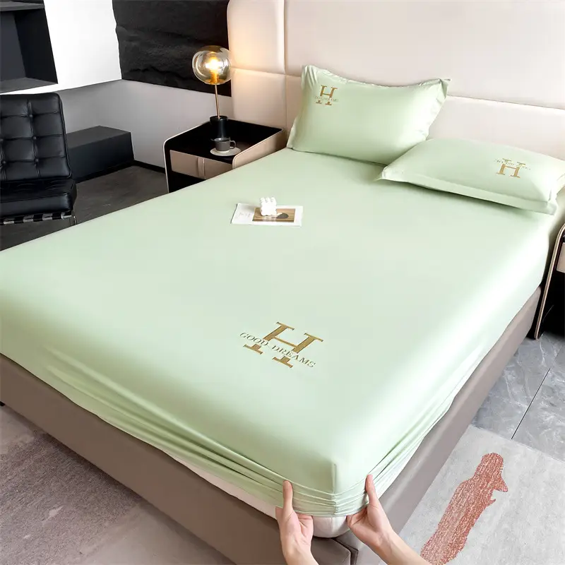 New Style Single-Layer Waterproof Cotton Mattress Cover, Light Luxury Solid Color Embroidered Mattress Protector, Urine Barrier, Washable, Exclusively for Cross-Border Supply