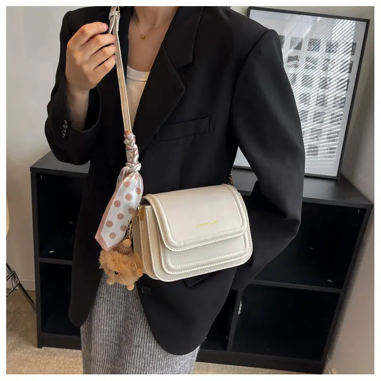 2024 Women's Crossbody Bag Brown Leather Small Square — feature 18