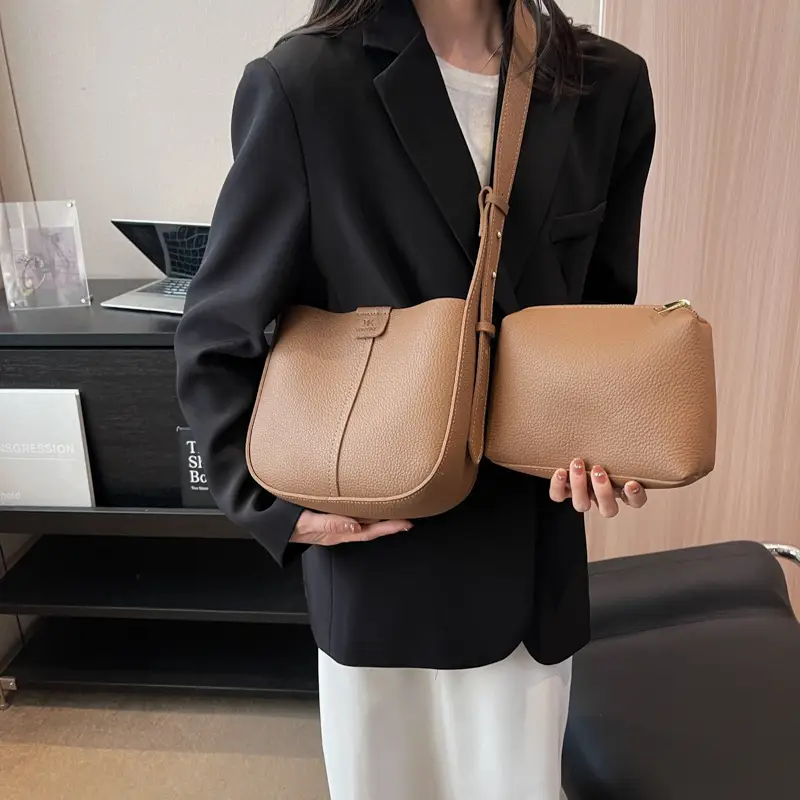 Women's Crossbody Bag Beige Leather Retro Commuter Style