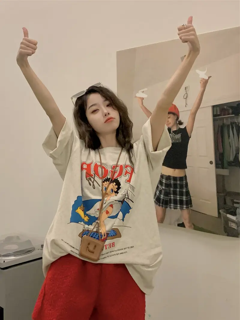 vintage American Retro T-shirt Women's Large Size Pure Cotton Short-sleeved Loose Slimming Look ins Niche Design Top Trendy — feature 4
