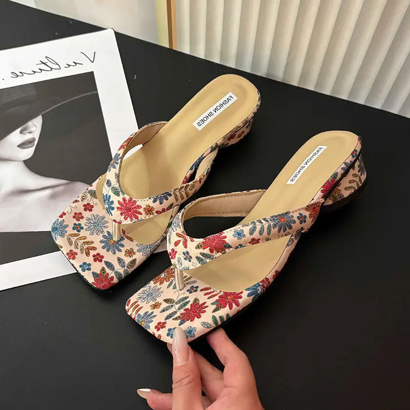 Flip-Flops for Women with Thick Heels, Summer Outdoor Wear, 2026 New Style, French Beach Thong Sandals, Fairy Style