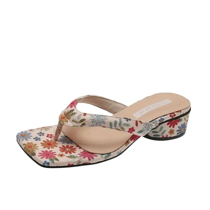 Flip-Flops for Women with Thick Heels, Summer Outdoor Wear, 2026 New Style, French Beach Thong Sandals, Fairy Style