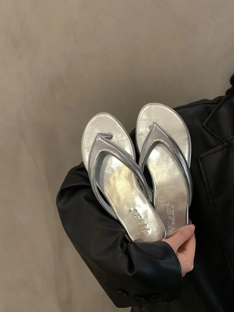 Flat Slippers Women's Summer Outer Wear New Korean-style Flip-flops French Retro Dress Elegant Toe Sandals - Image 2