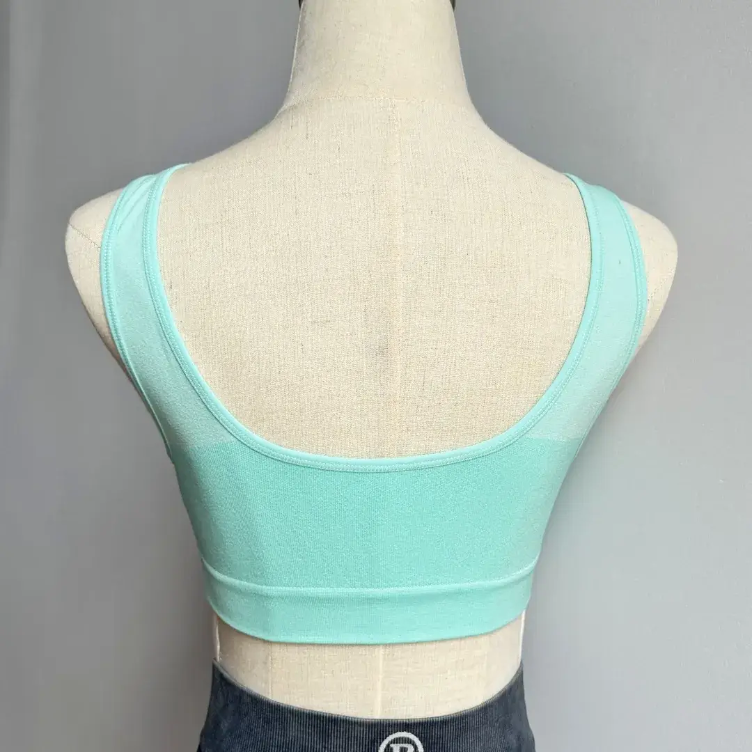 Women's Light Blue Crossbody Sports Bra with Wide Shoulder & Quick-Drying Fabric