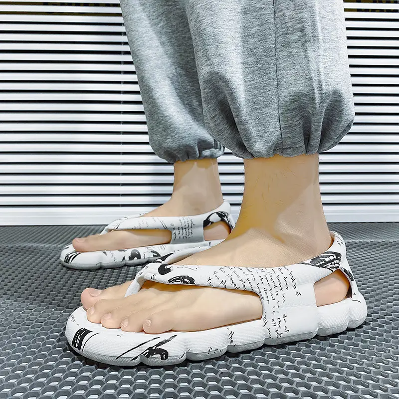 Flip-flops men's summer outdoor wear shit-feeling beach sports non-slip Vietnamese sandals heel driving slippers - Image 6