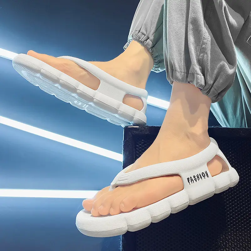 Flip-flops men's summer outdoor wear shit-feeling beach sports non-slip Vietnamese sandals heel driving slippers - Image 9