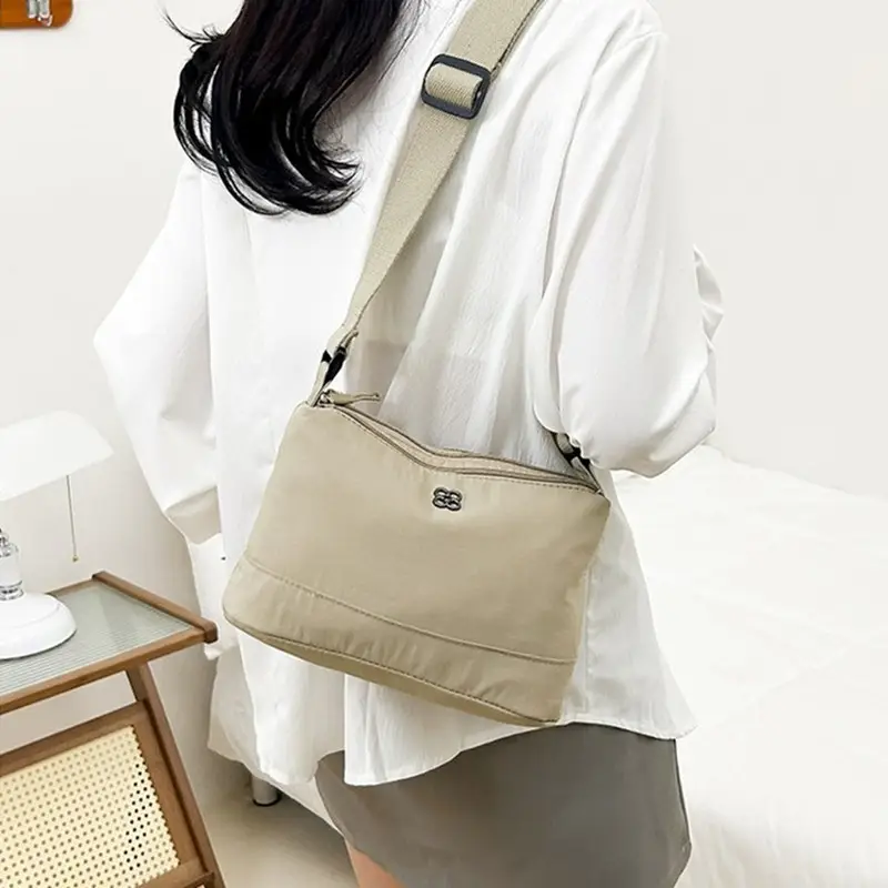Black Multi-compartment Crossbody Bag Water-repellent Nylon — feature 15
