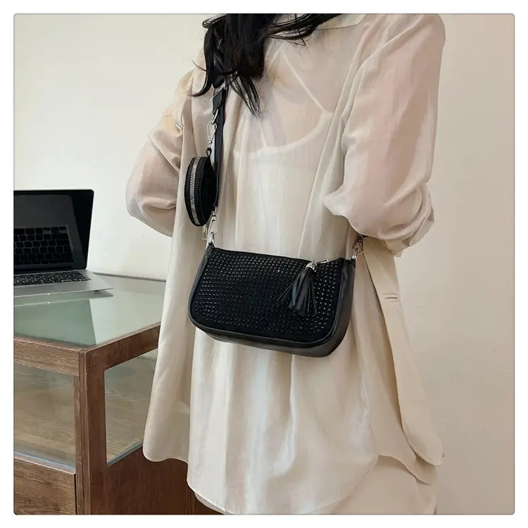 Women's Full Diamond Crossbody Bag Black 2024 - Image 4
