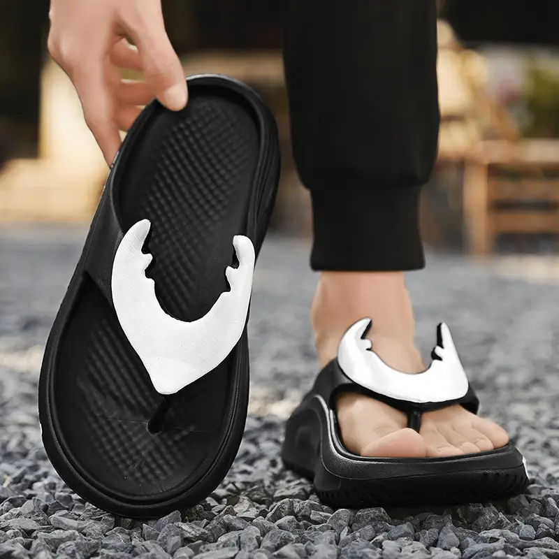 Flip-Flops Men's New Summer Outer Wear Non-Slip Soft-Soled Flip-Flops Outdoor Casual Fashion Beach Slippers - Image 8