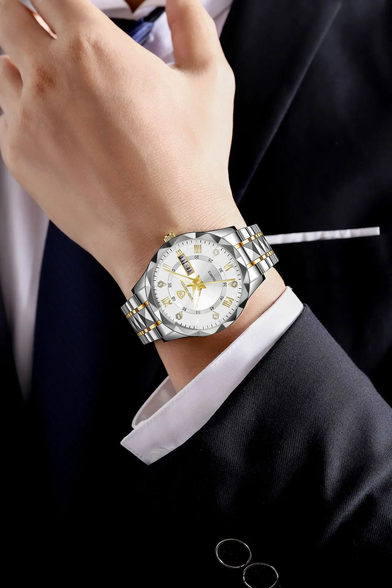 Men's Waterproof Dual Calendar Quartz Watch Blue Dial — feature 17