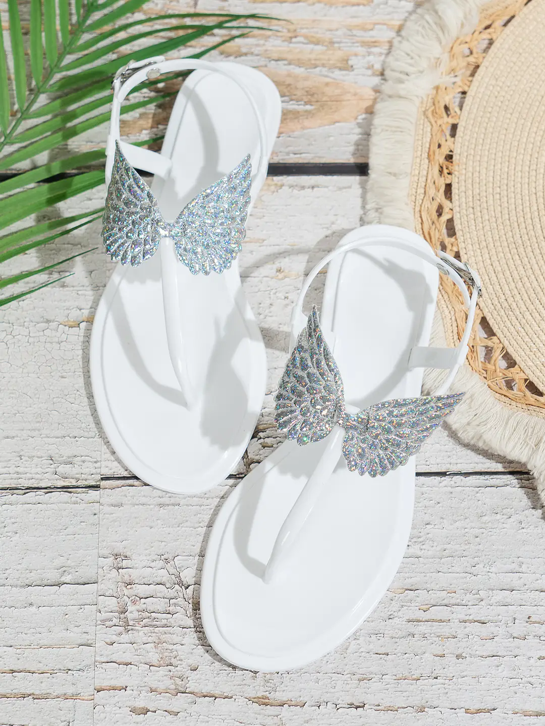 Cross-border hot European and American foreign trade summer new flat pvc beach flip-flops sandals non-slip crystal bow — feature 5