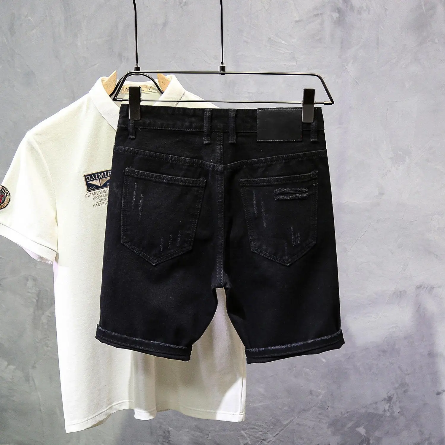 Black Ripped Splash Ink Slim Fit Shorts for Men - Image 2