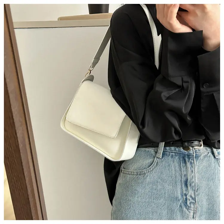 Women's Beige Crossbody Shoulder Bag 2025 — feature 23