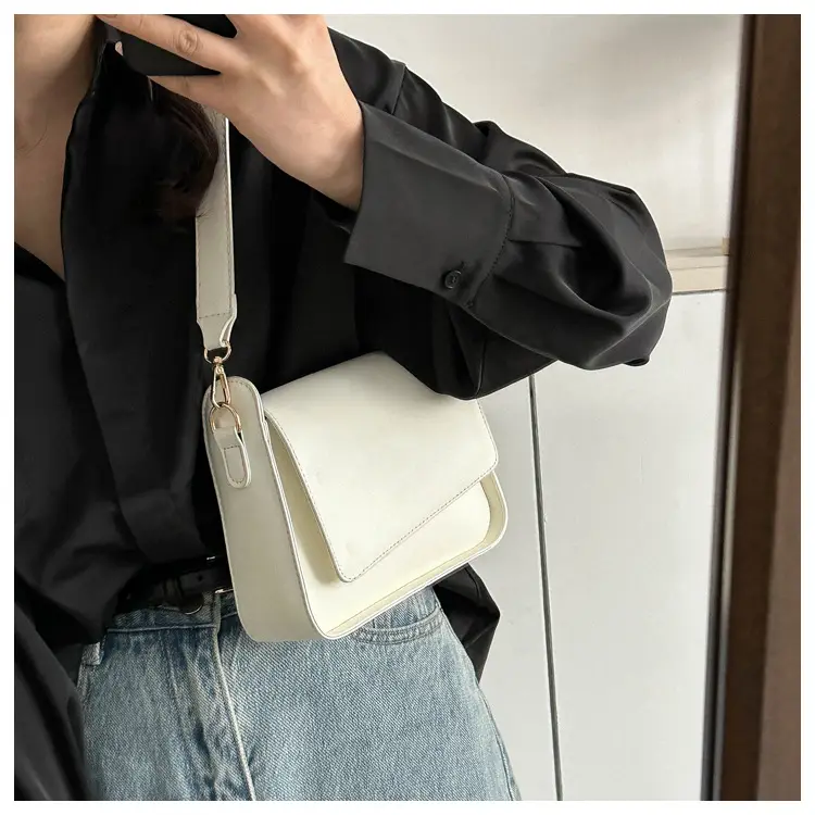 Women's Beige Crossbody Shoulder Bag 2025 — feature 24