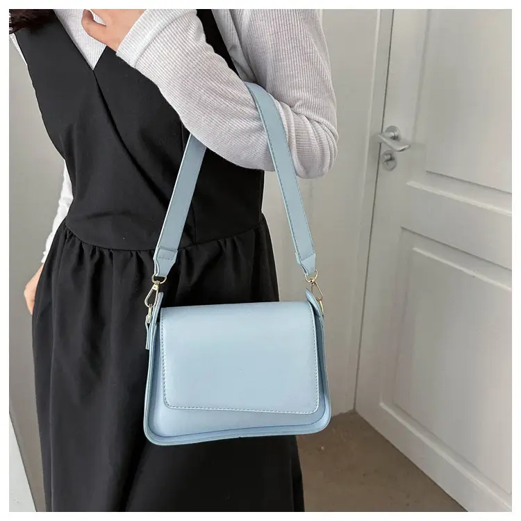 Women's Beige Crossbody Shoulder Bag 2025 — feature 9