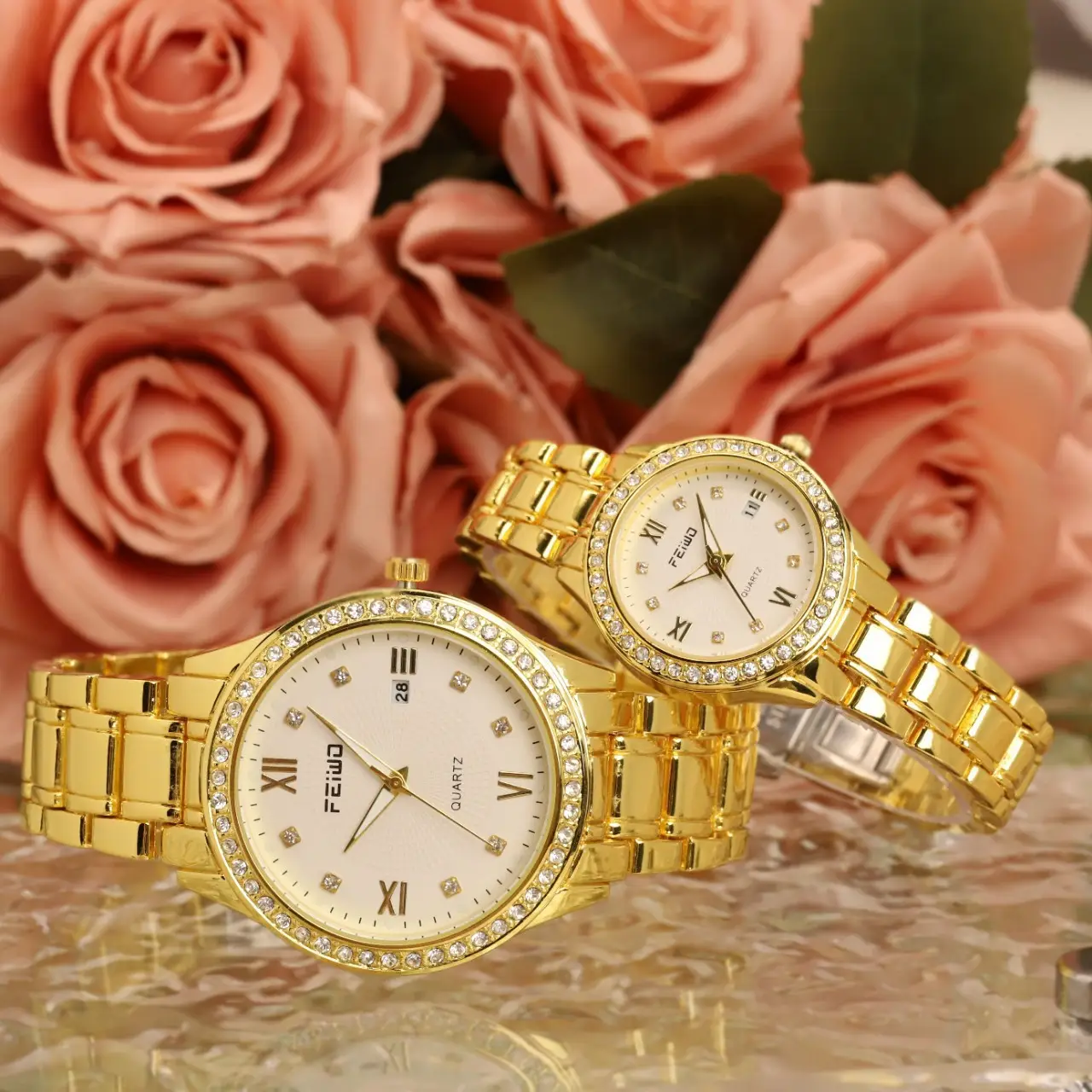 Couple Watches Set Gold Silver Crystal Band Quartz — feature 7