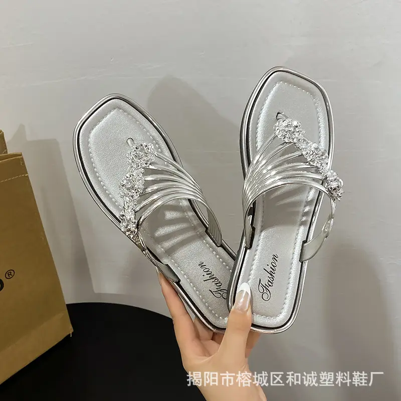 Fashion Trendy Thick Bottom silver Flip-Flops Women's Shoes 2024 Summer Outer Wear Flip-Flops Beach Sandals Women's Shoes
