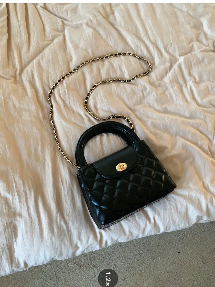 White Quilted Chain Handbag for Women - Image 5