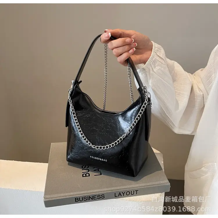 Silver Chain Shoulder Bag for Women 2026 — feature 19