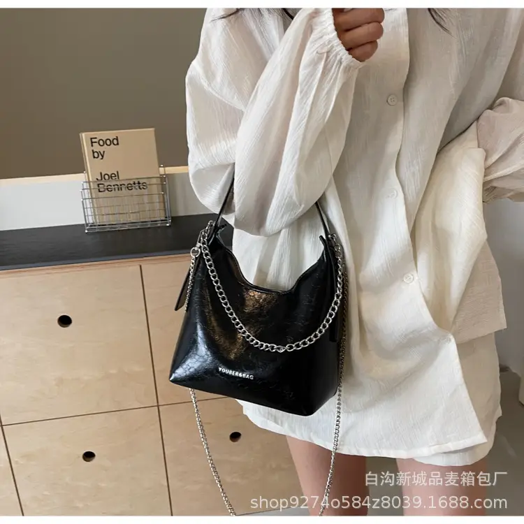 Silver Chain Shoulder Bag for Women 2026 — feature 22