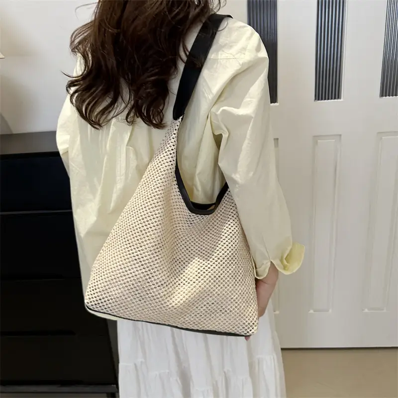 Straw Bag Large Capacity Women Shoulder Bag - Image 8
