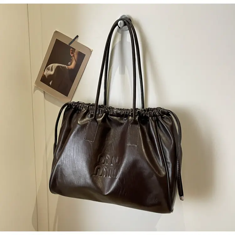 Women's Black Drawstring Shoulder Bag 2024 New — feature 21