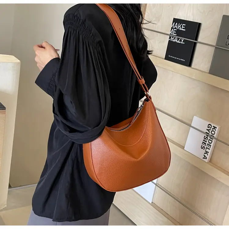 Women's Trendy Crossbody Bag Pure Leather Tan 2024 — feature 15