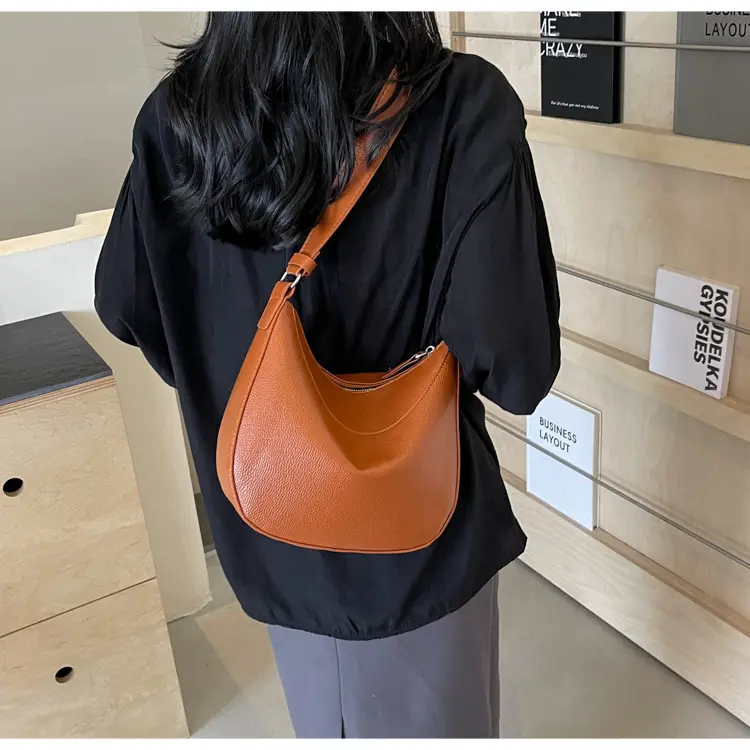 Women's Trendy Crossbody Bag Pure Leather Tan 2024 — feature 17