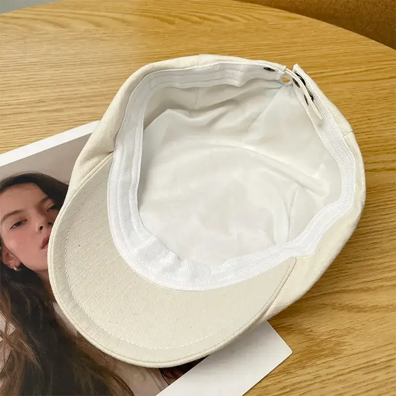 Forward-Pointing British Style Hat for Men — feature 25