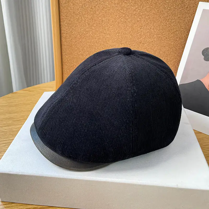 Forward-Pointing British Style Hat for Men - Image 10