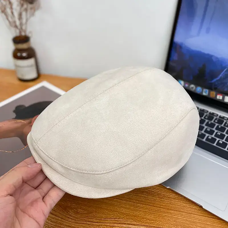 Forward-Pointing British Style Hat for Men - Image 15