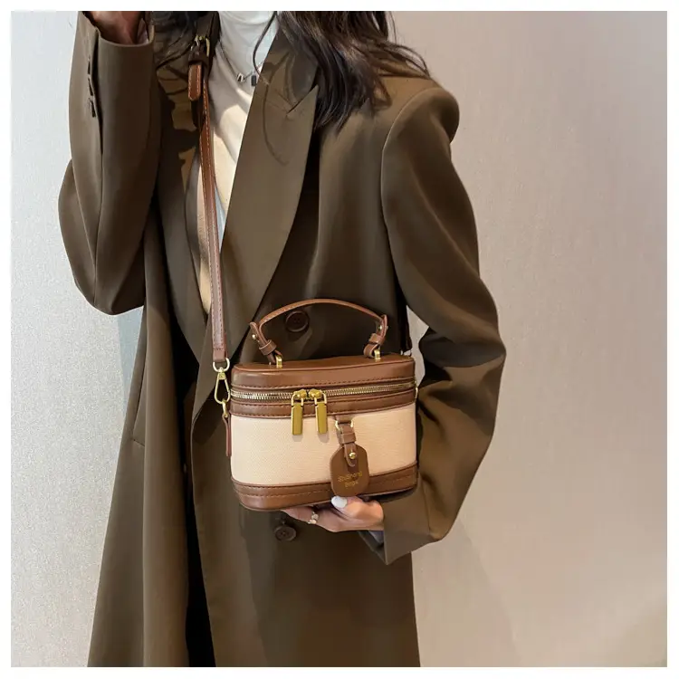 Vintage Textured Shoulder Crossbody Bag for Women 2024 — feature 12