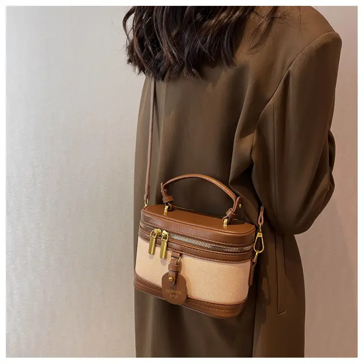 Vintage Textured Shoulder Crossbody Bag for Women 2024 — feature 13