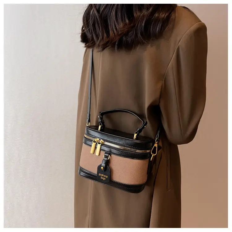 Vintage Textured Shoulder Crossbody Bag for Women 2024 — feature 15
