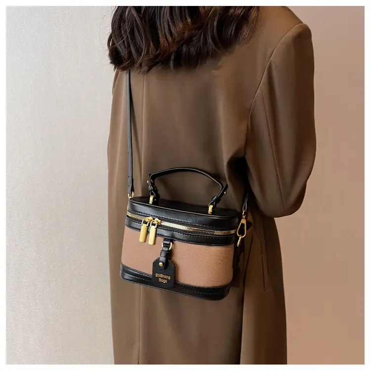 Vintage Textured Shoulder Crossbody Bag for Women 2024 — feature 16