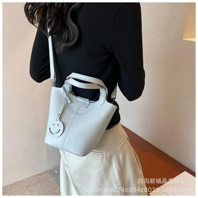 Black Crossbody Shoulder Bag for Women 2026 — feature 15