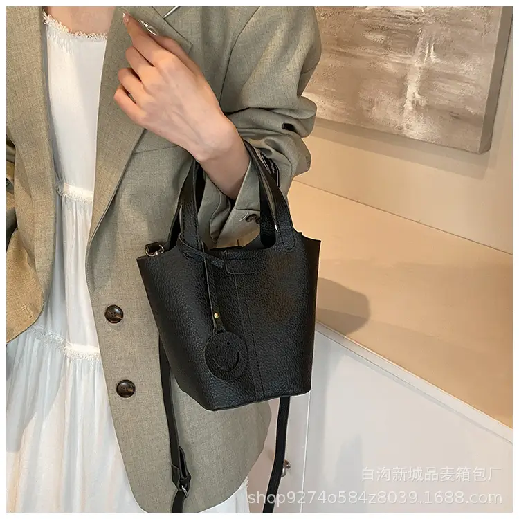 Black Crossbody Shoulder Bag for Women 2026 — feature 22