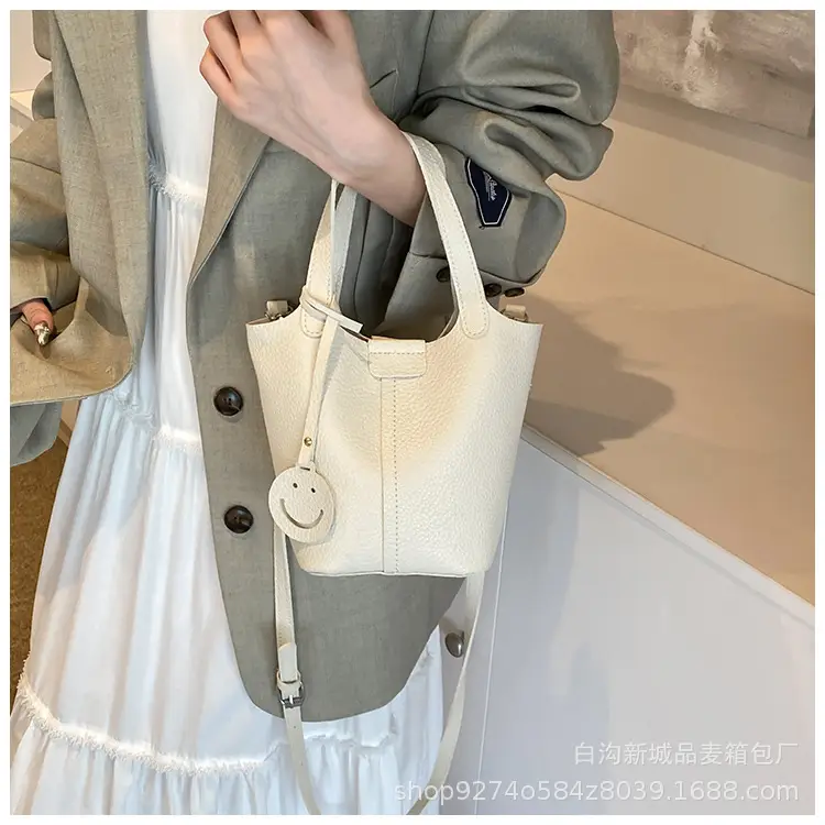 Black Crossbody Shoulder Bag for Women 2026 — feature 25