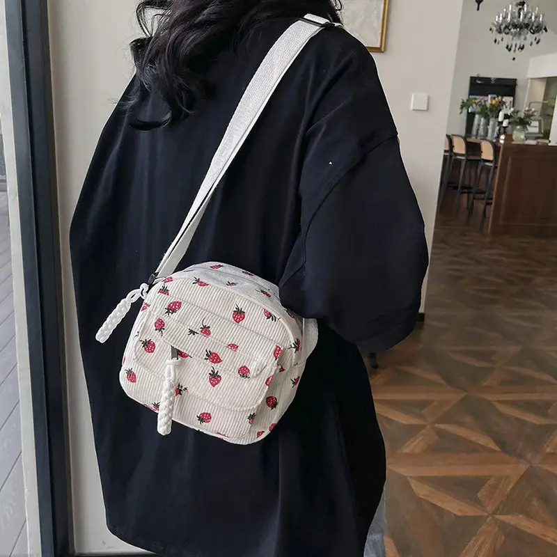 Strawberry Print Crossbody Bag for Women - Image 5