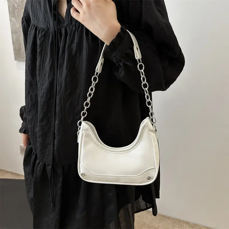 White Chain Shoulder Bag for Women Summer 2024 - Image 7