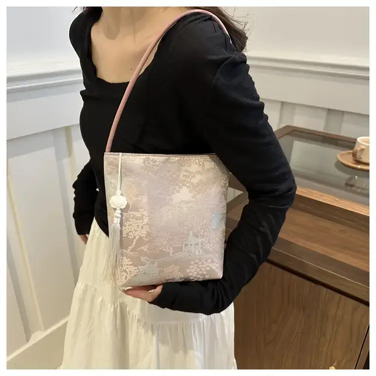New Guofeng Chinese Style Shoulder Bag Women 2024 — feature 11