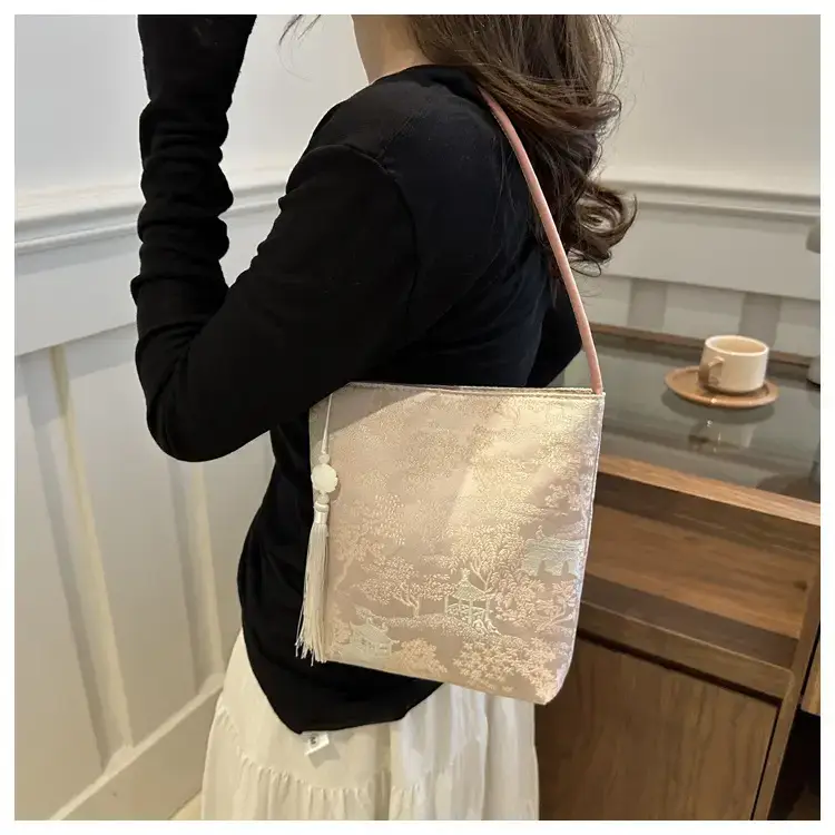 New Guofeng Chinese Style Shoulder Bag Women 2024 — feature 9