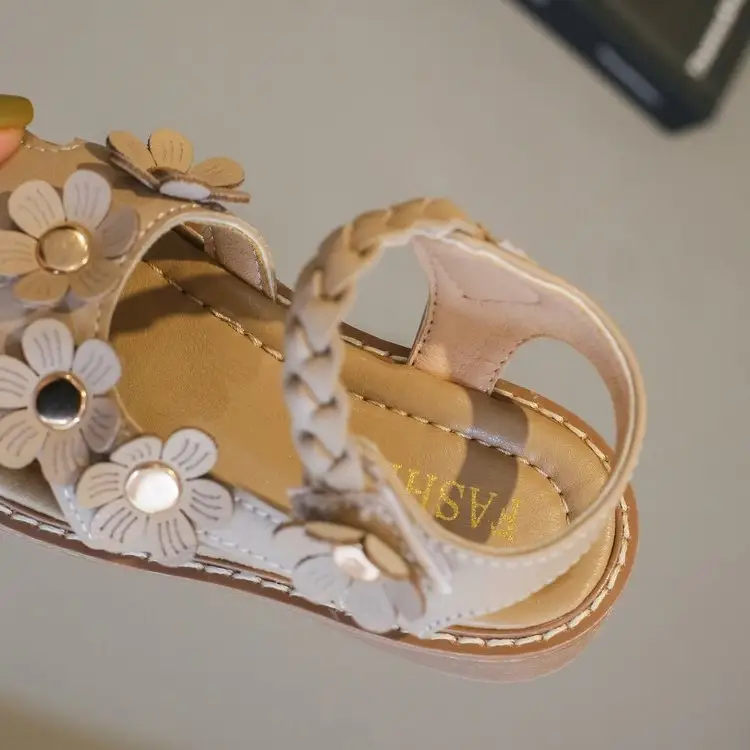 Baby Floral Sandals for Girls 1-5 Years Soft Soles — feature 1