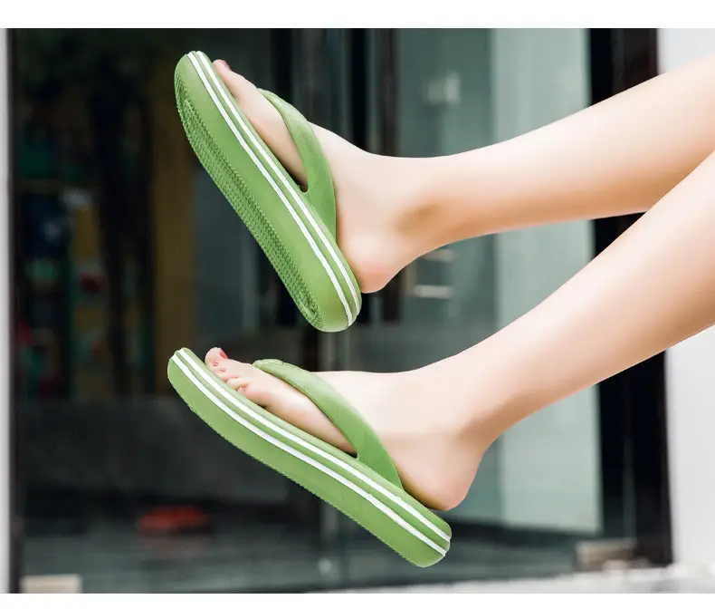 Summer new EVA flip-flops pedal excrement-feeling thick-soled non-slip slippers for external wear dual-purpose beach sandals manufacturers wholesale — feature 17
