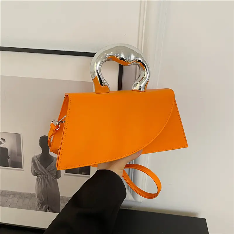 2024 Women's White & Beige Shoulder Bags with Crossbody Design